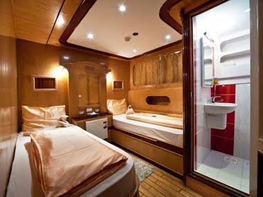 M/Y Seawolf Dominator  - Twin Cabin